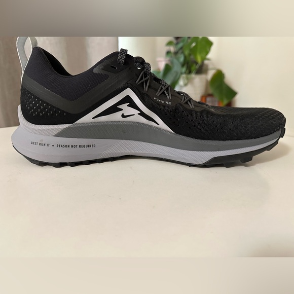 Nike Men Trail Shoe, Black Aura Dark Grey Wolf Grey, US Size 10.5 - Picture 7 of 12